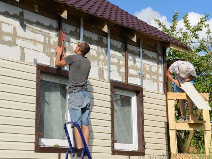 Diy Siding Installation 702x526 2 Diy Siding Installation 702x526 2