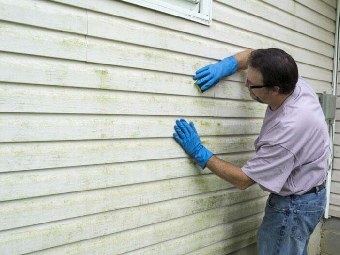 Siding Maintenance 702x526 1 Siding Maintenance 702x526 1